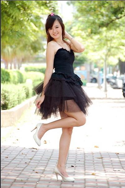 幼儿园里的美女教师