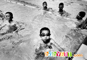 4��8����ѧ��Ӿ�������