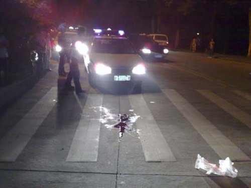 �人��ѧУ�ڷ�������� �ɷ�ɱ�޺�����((��ͼ)