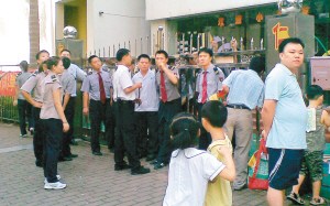 物业保安强封幼儿园打伤老师纠纷源于产权归属