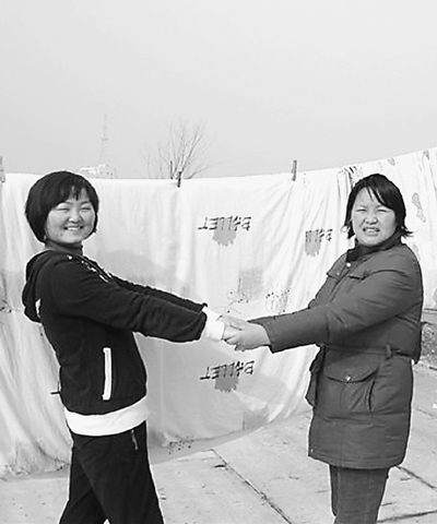 90��Ů�����Ż���ĸ���ϴ�ѧ�߹��߶�����ĸ��