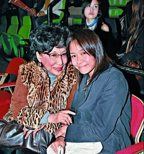 ���ͼƬ������һҳ