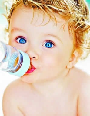 宝宝断奶后不宜直接喝鲜奶