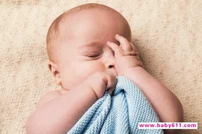 宝宝爱咬人怎么办?