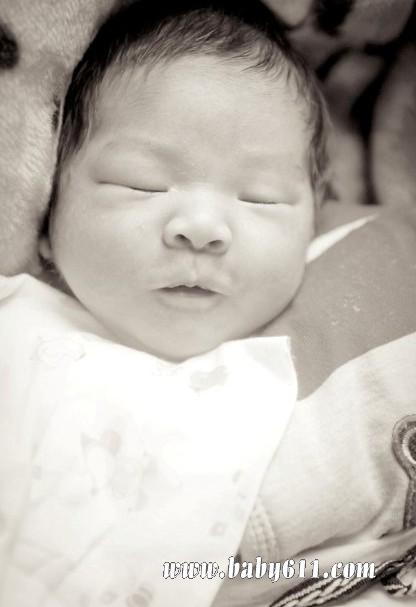 新生儿宝宝出生11天写真照片_宝宝照片