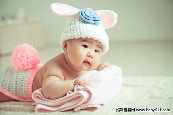 챦