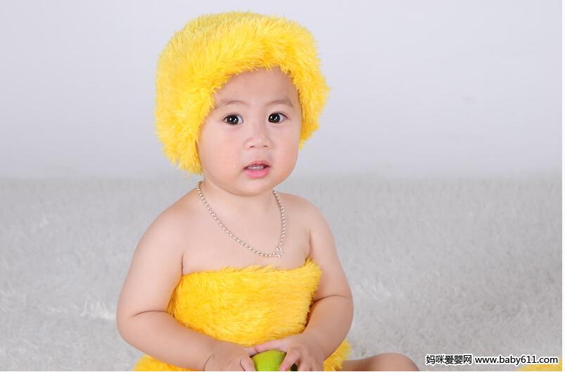 ��ɫͯ���С��Ů