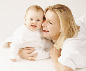 ����Ů�Ը��������к�