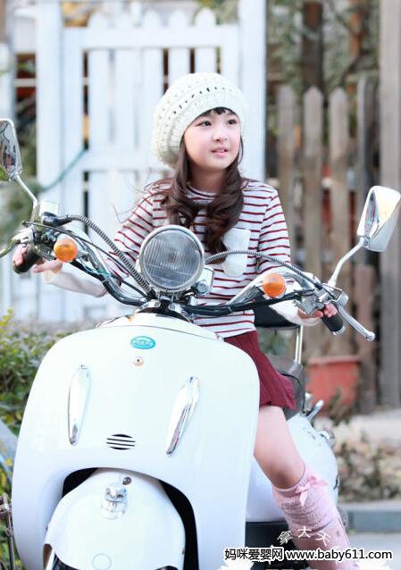 ����ɫС����