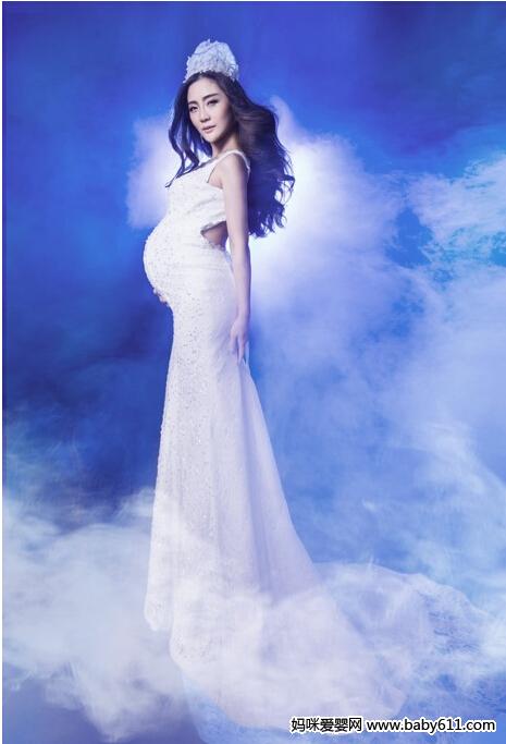 ��8�����µ���Ƭ