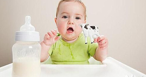 喂奶时你能准确把握宝贝吃饱了吗