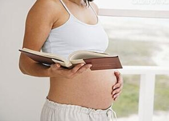★如何给胎宝宝进行阅读胎教-婴幼儿-无忧考网