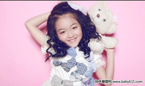 ���ʵ�С��Ů