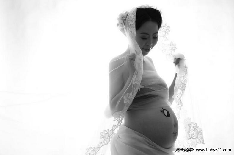 �ڰ�����