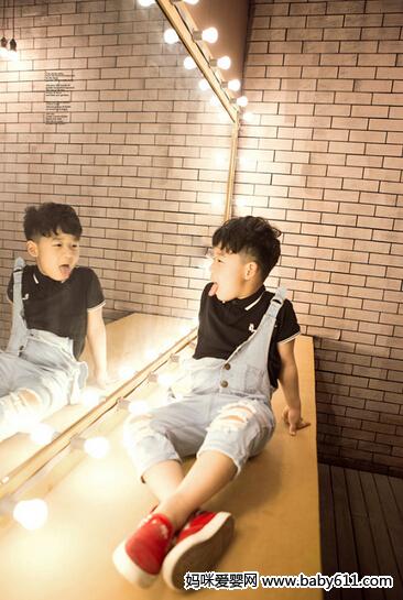 Ц�ݲ���С˧��