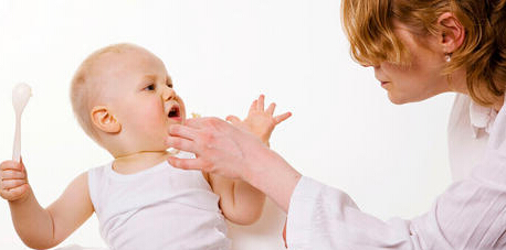宝宝鹅口疮的症状和原因 - 鹅口疮