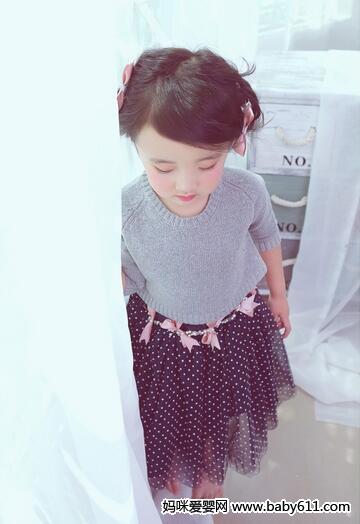 4�����С��Ů