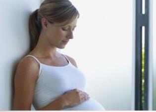 孕妇孕期用电脑不会伤宝宝