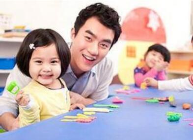 ���������̸�ĸӦ����������