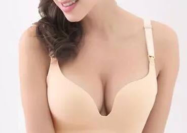 脱了内衣乳头有点痛