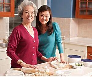 ������ѧ����ξ�Ӫ��ϱ��ϵ