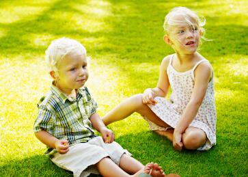 ���ӵ�СԴ�ڸ�ĸ����������