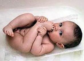 ���������������ٽ����Է���