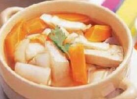 儿童菜谱汤类:健胃萝卜汤