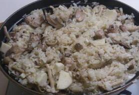 竹笋鲜菇鸡肉饭