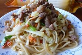 香肠炒面