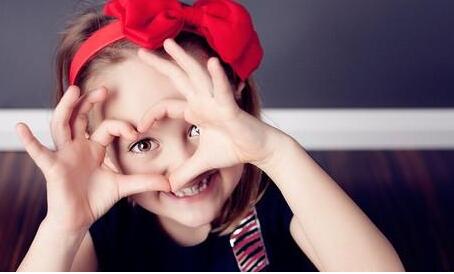 如何训练孩子的情商