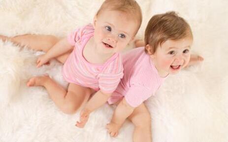 宝宝的聪明需要被“刺激”