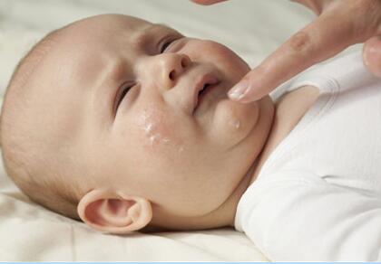 �Ƽ���������Ӥ��ʪ��ƫ��