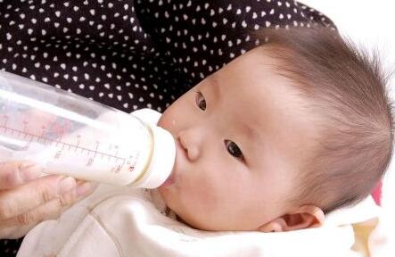 哺乳时要注意的8个问题