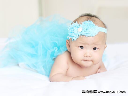 做个好爸爸 从给宝宝冲奶粉开始