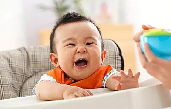 孩子吃得太饱也会危害健康