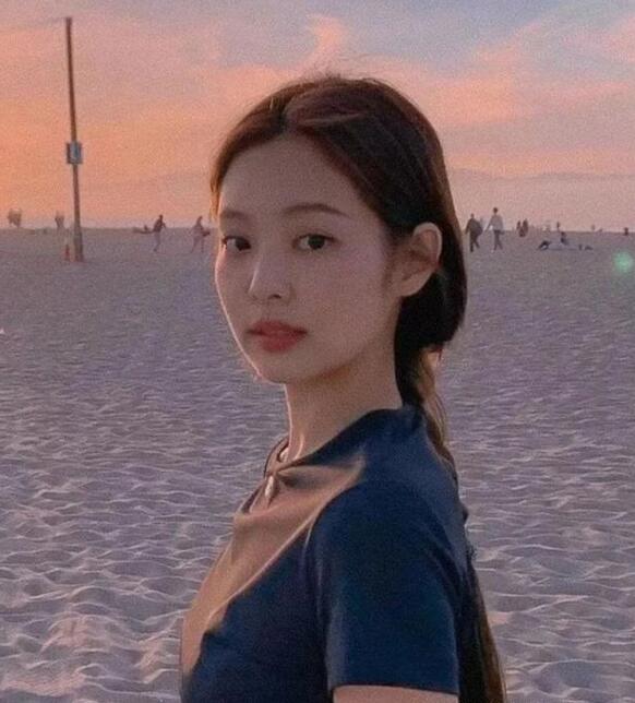 ˼͸ˮңѧJennieĻαգ