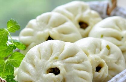 韭菜蛏子馅包子