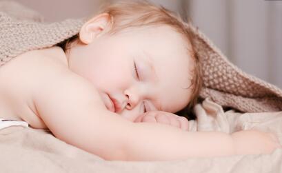 Ӥ��ʪ��ĳ����շ�����