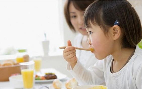 常做的4个坏习惯,希望孩子尽快改正