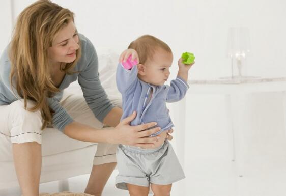 让宝宝变得更聪明,这四件事爸妈要注意