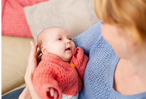 ����������֪��ĸ��ι���ľ��ֲ�����Ϊ