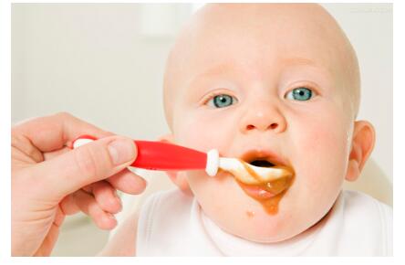 宝宝噎食如何急救