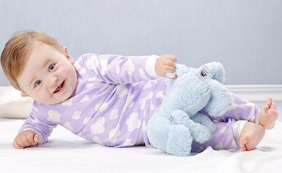 给婴儿选内衣的方法,宝爸宝妈赶紧收好