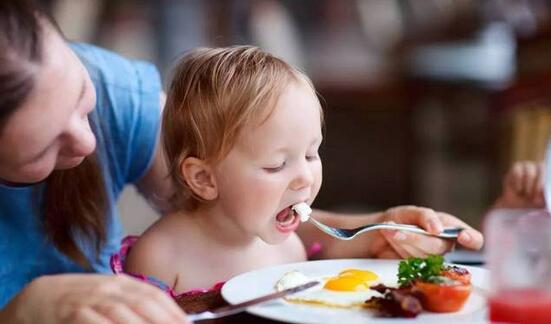 如何培养孩子良好的饮食习惯？