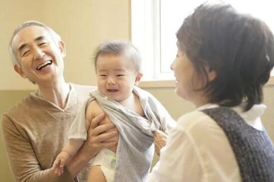 �������Ĵ��������� С�ĺ����㱦��