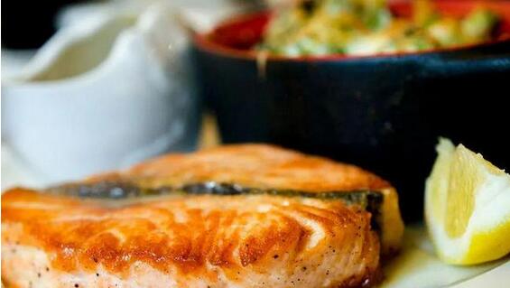 �и���ʳ���˼ɶ�������ˣ�׼�����ǿ�һ���ղأ�