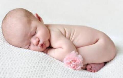 新生儿大便:解读宝宝健康的“神秘密码”