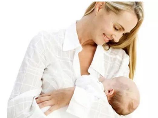 新生儿母乳喂养:爱的初哺